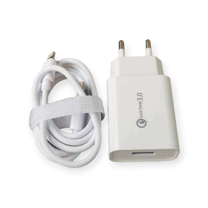 Treqa CS-220 18W 3.0 USB Wall Charger With Lightning USB Cable