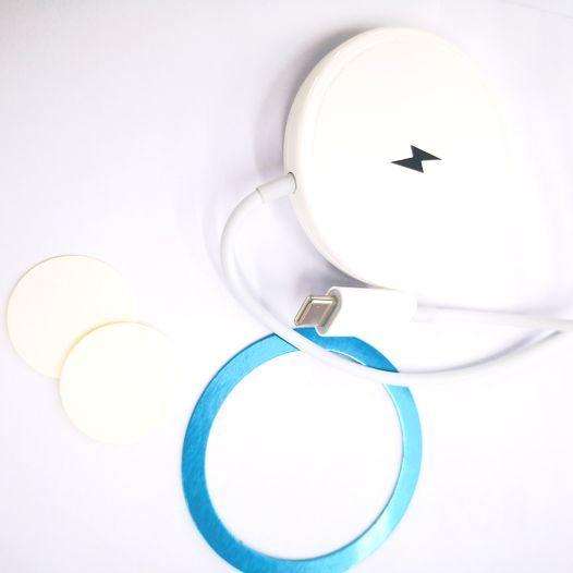 D1 15W Magnetic Portable Wireless Universal Fast Charger