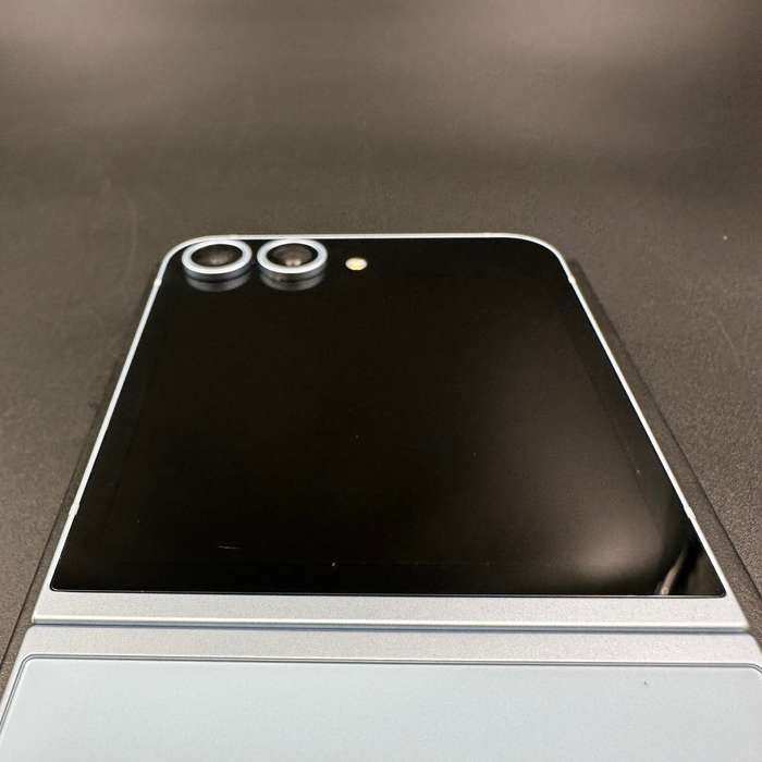 Samsung Galaxy Z Flip 6 256GB Blue