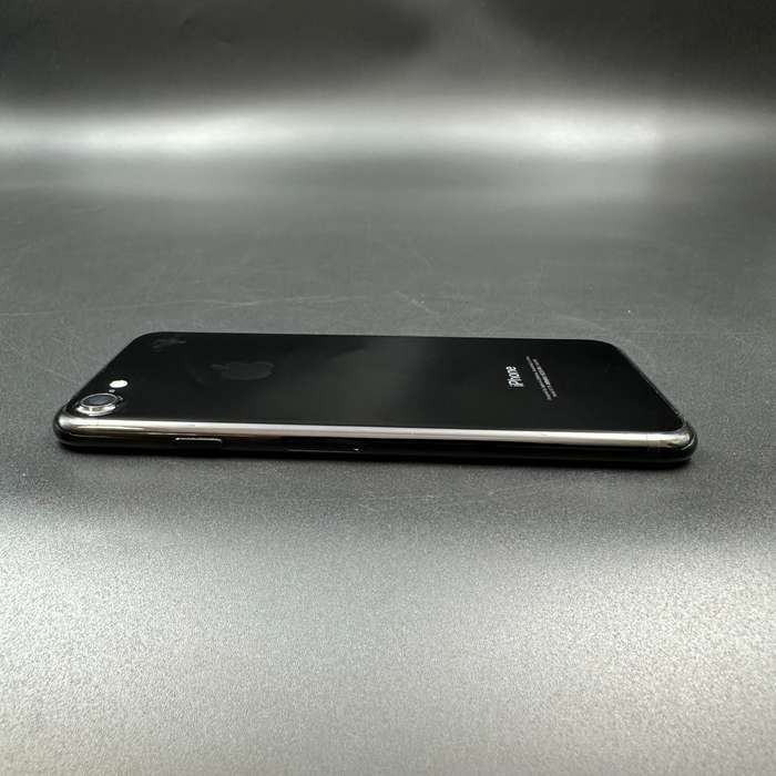 iPhone 7 128GB Jet Black