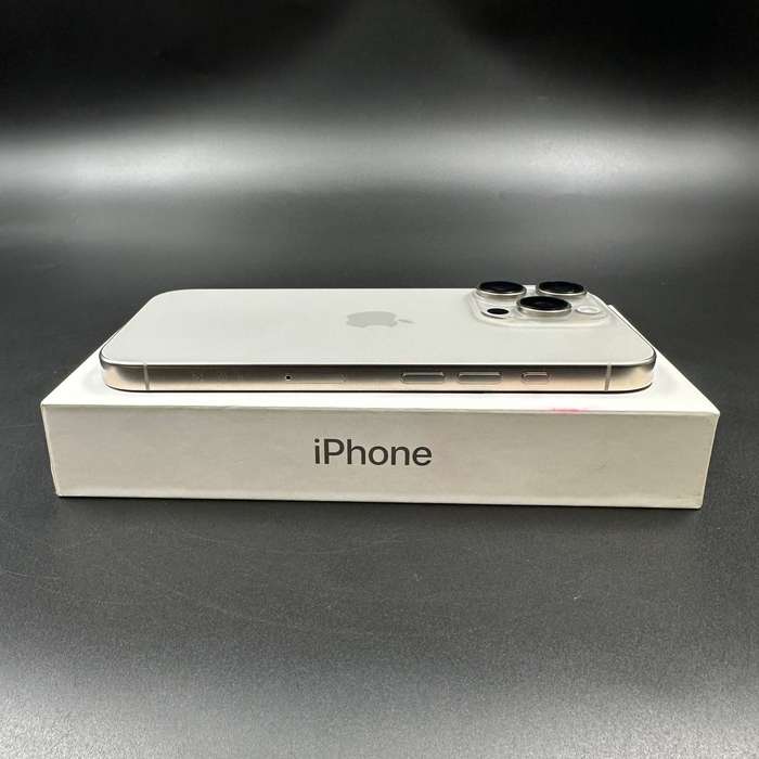 iPhone 16 Pro 256GB Natural Titanium