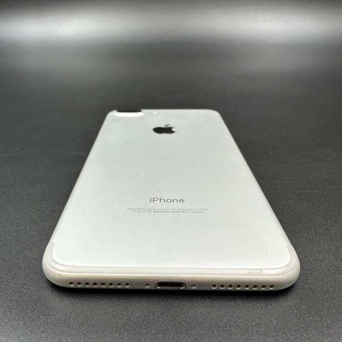 iPhone 7 Plus 128GB Silver