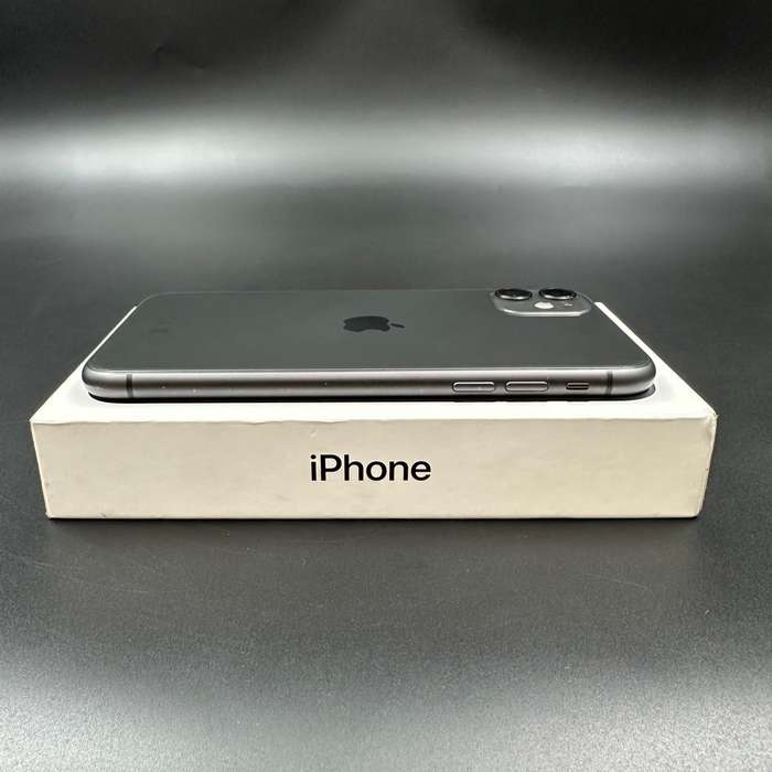 iPhone 11 64GB Black