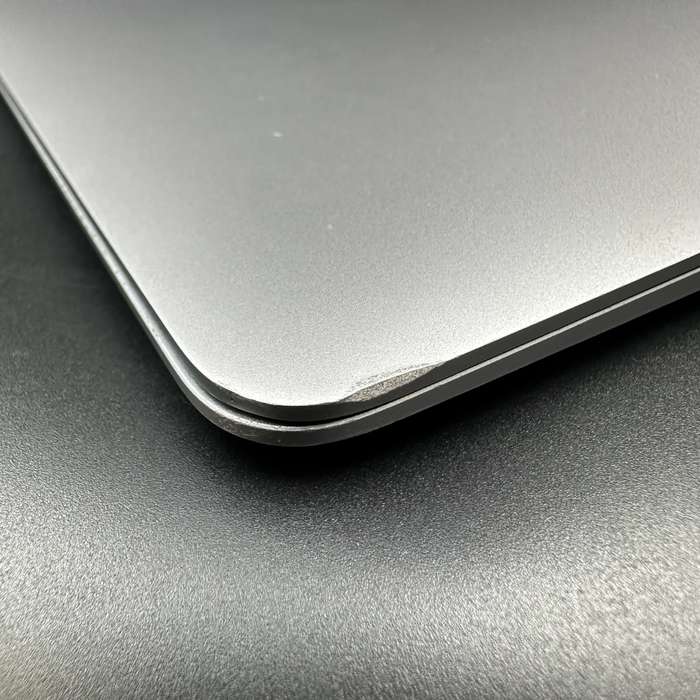 Macbook Air M1 13" 8GB 256GB Space Grey