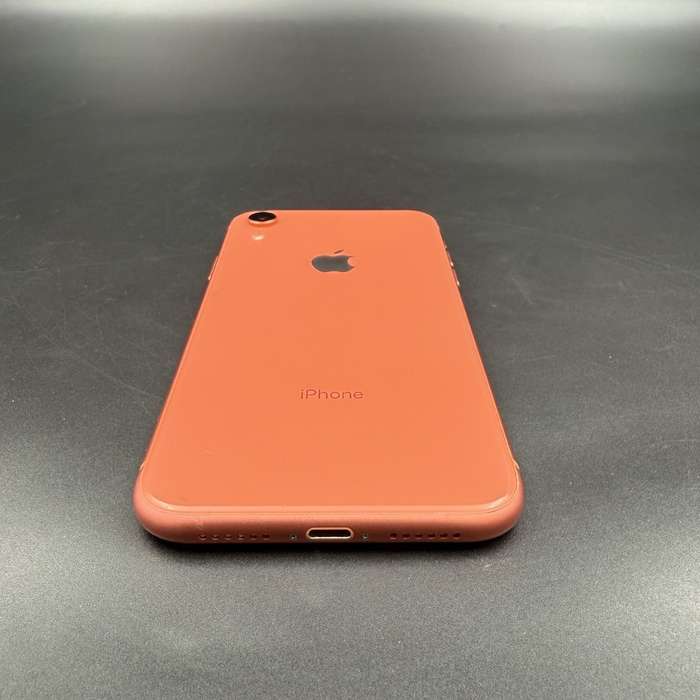 iPhone XR 128GB Coral (Cracked Back)