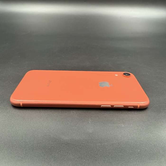 iPhone XR 128GB Coral (Cracked Back)