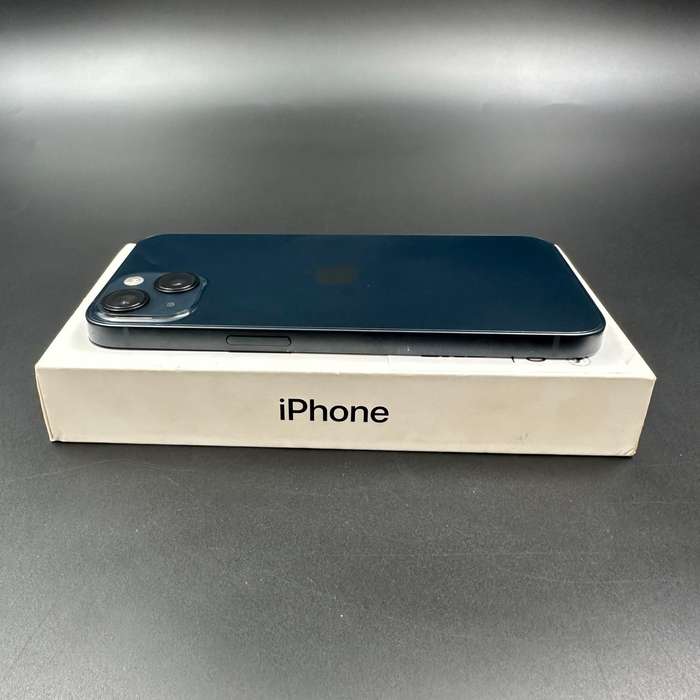 iPhone 13 128GB Midnight