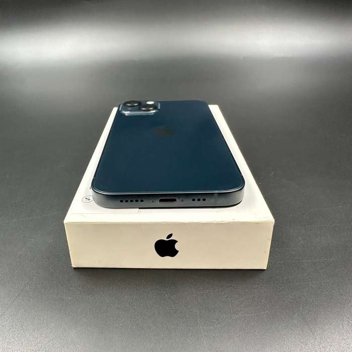 iPhone 13 128GB Midnight