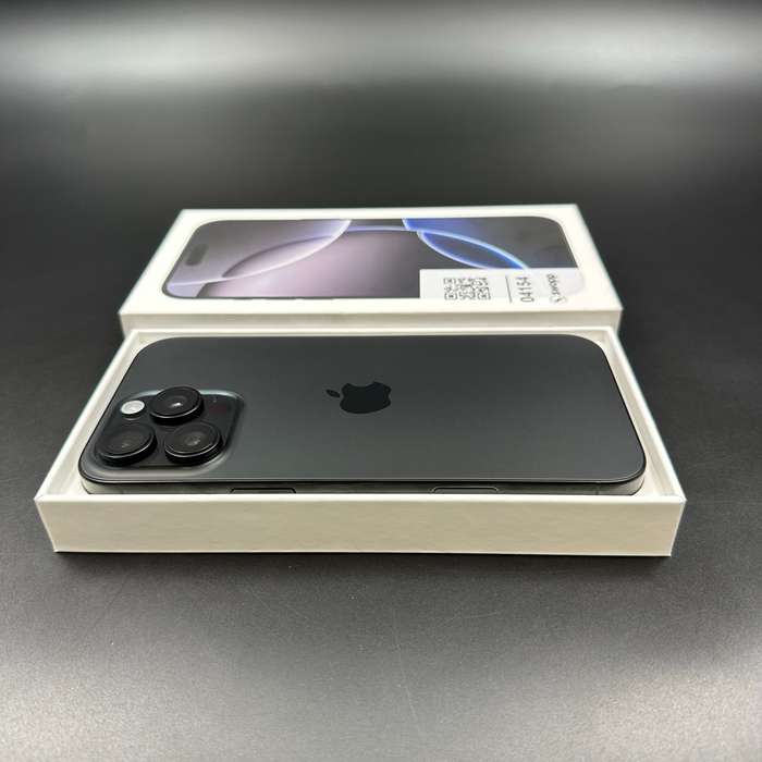 iPhone 16 Pro Max 256GB Black Titanium