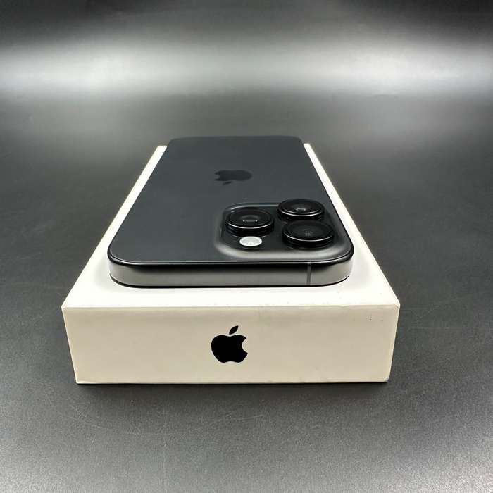 iPhone 16 Pro Max 256GB Black Titanium