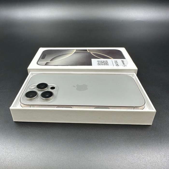 iPhone 16 Pro 256GB Natural Titanium
