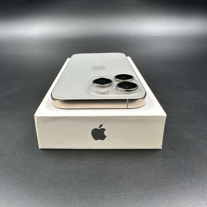 iPhone 16 Pro 256GB Natural Titanium