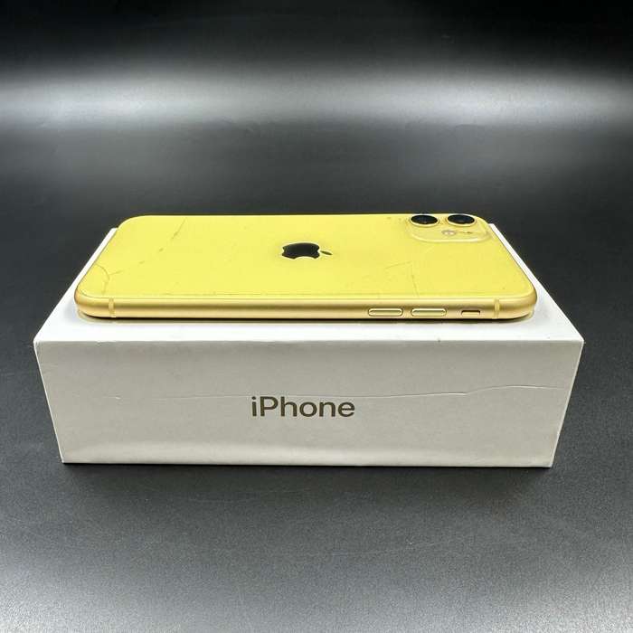 iPhone 11 256GB Yellow (Cracked Back)