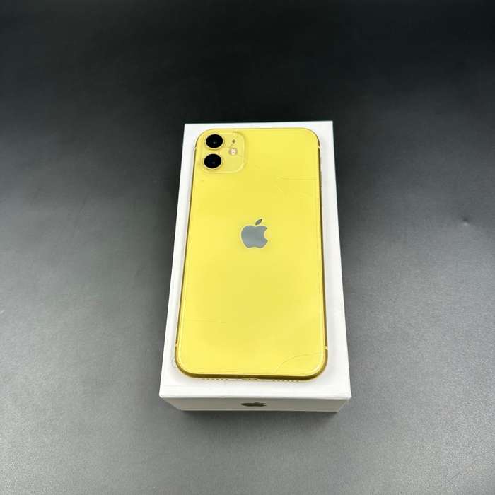iPhone 11 256GB Yellow (Cracked Back)