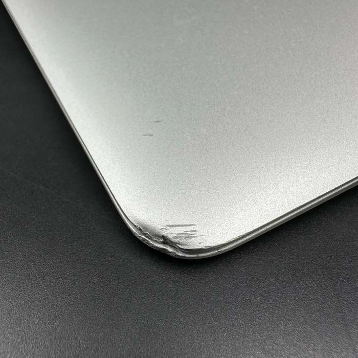 Macbook Air 13" 2017 1.8Ghz | 128GB SSD | 8GB Ram | Core i5 Silver