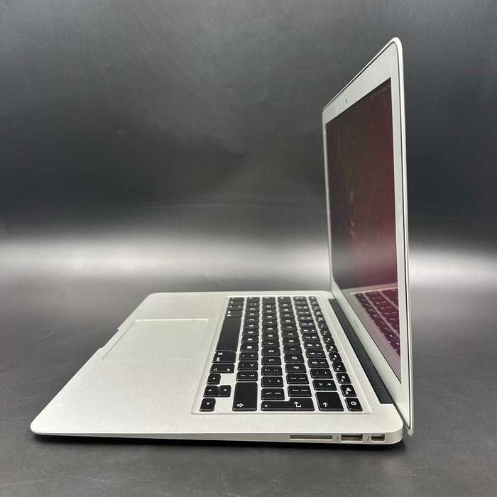 Macbook Air 13" 2017 1.8Ghz | 128GB SSD | 8GB Ram | Core i5 Silver