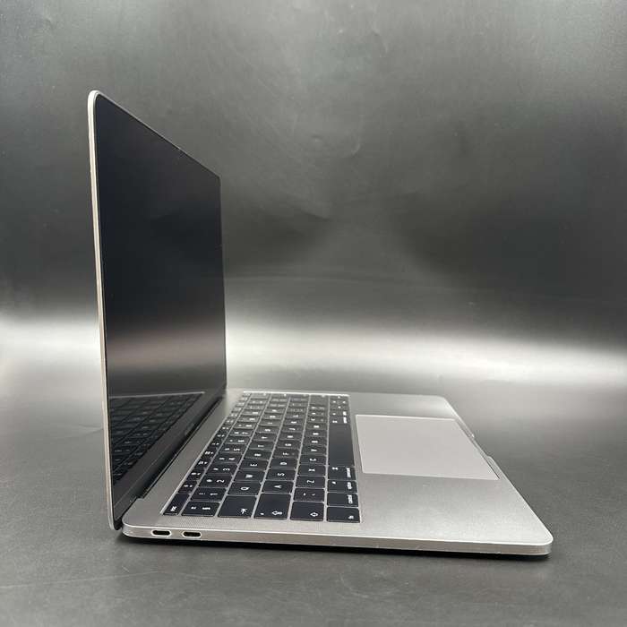 Macbook Pro 13" 2016 2.0Ghz | 256GB SSD | 8GB Ram | Core i5 Space Grey