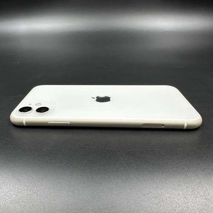 iPhone 11 64GB White