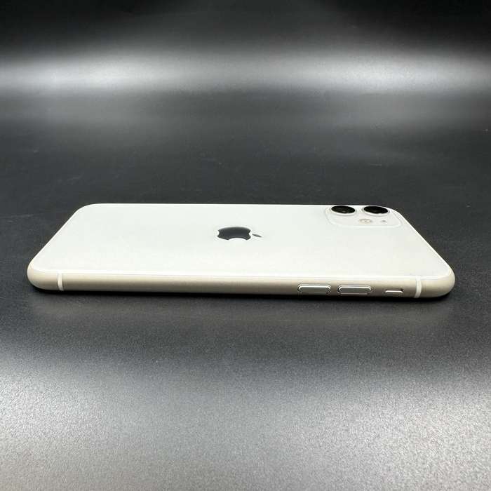 iPhone 11 64GB White