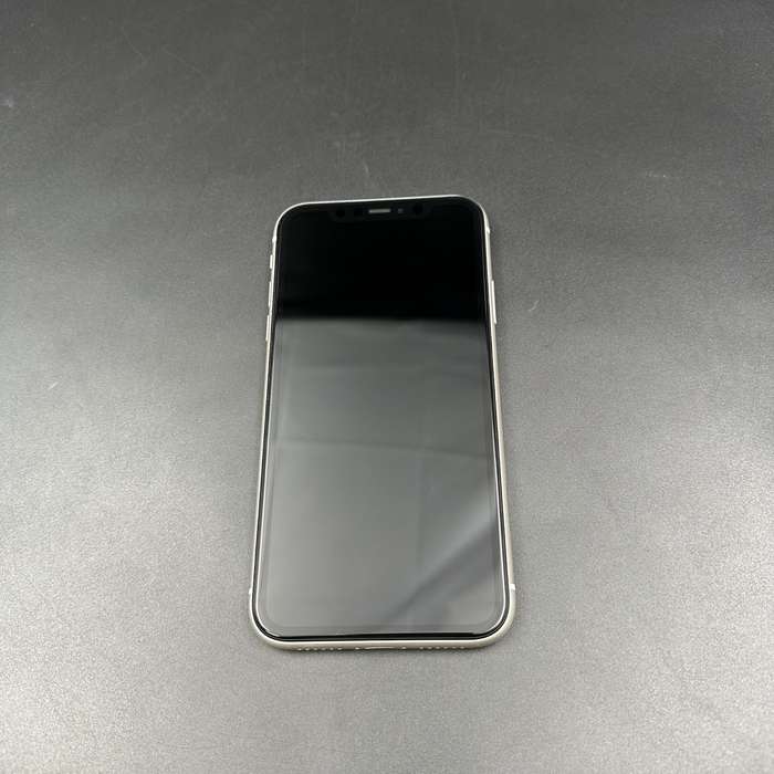 iPhone 11 64GB White
