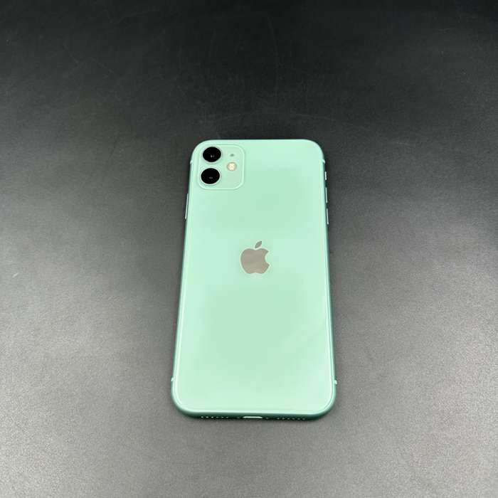 iPhone 11 64GB Green