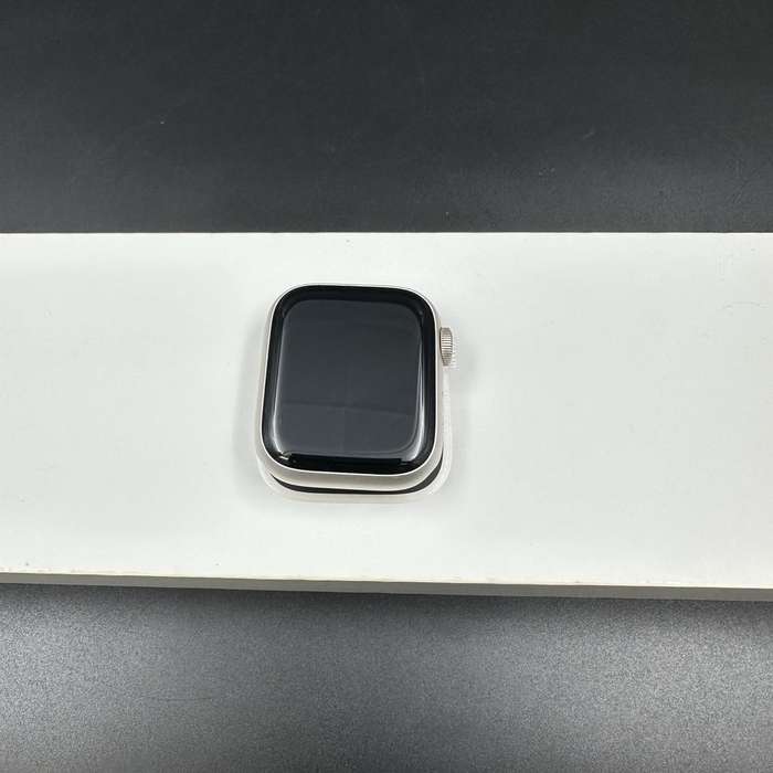 Apple Watch Series 8 41mm Starlight