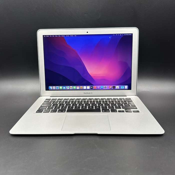 Macbook Air 13" 2017 1.8Ghz | 128GB SSD | 8GB Ram | Core i5 Silver