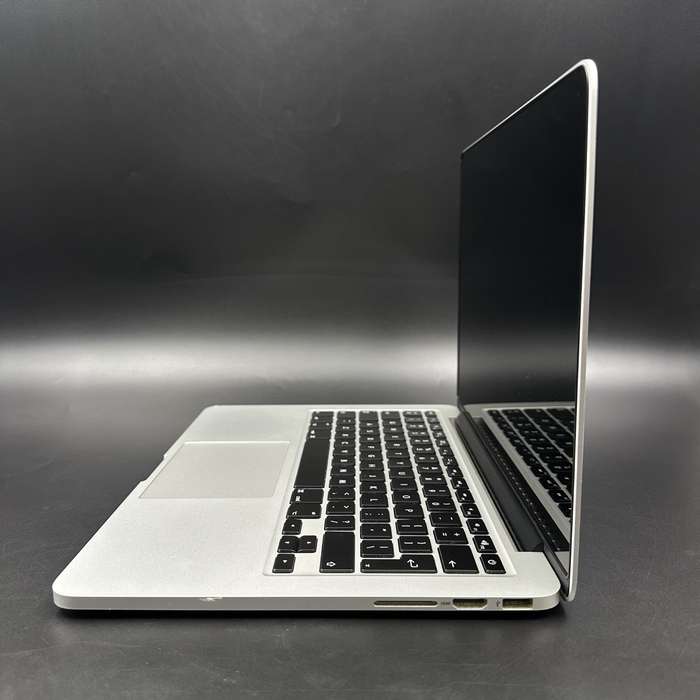 Macbook Pro 13" 2015 2.7GHz | 256GB SSD | 8GB Ram | Core i5 Space Grey