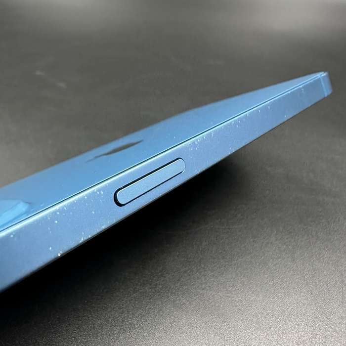 iPhone 13 128GB Blue