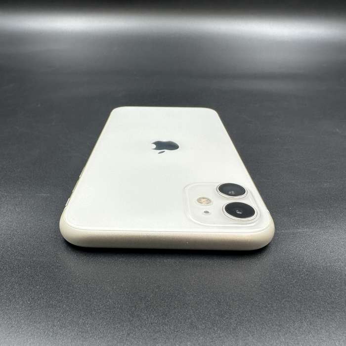 iPhone 11 128GB White
