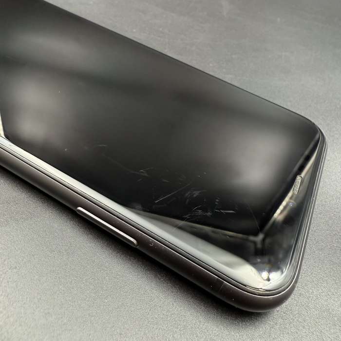 iPhone 11 64GB Black