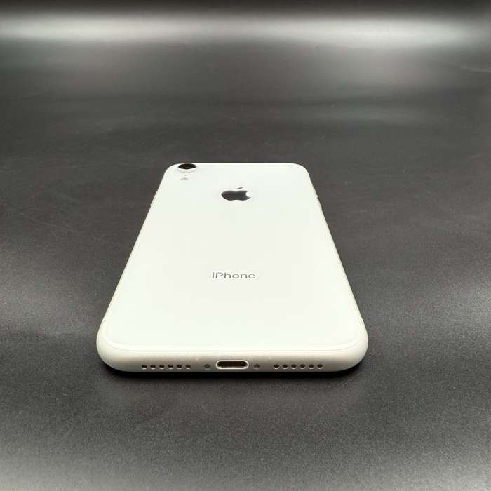 iPhone XR 64GB White