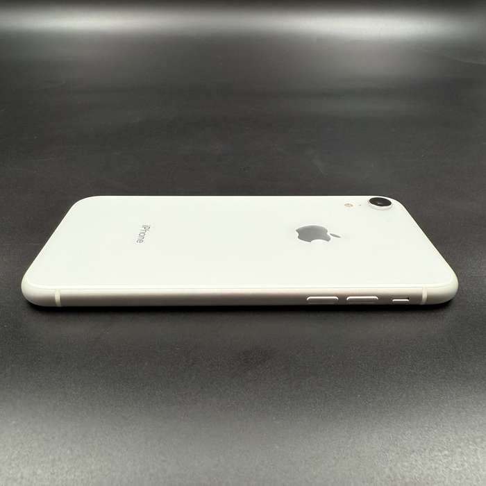 iPhone XR 64GB White