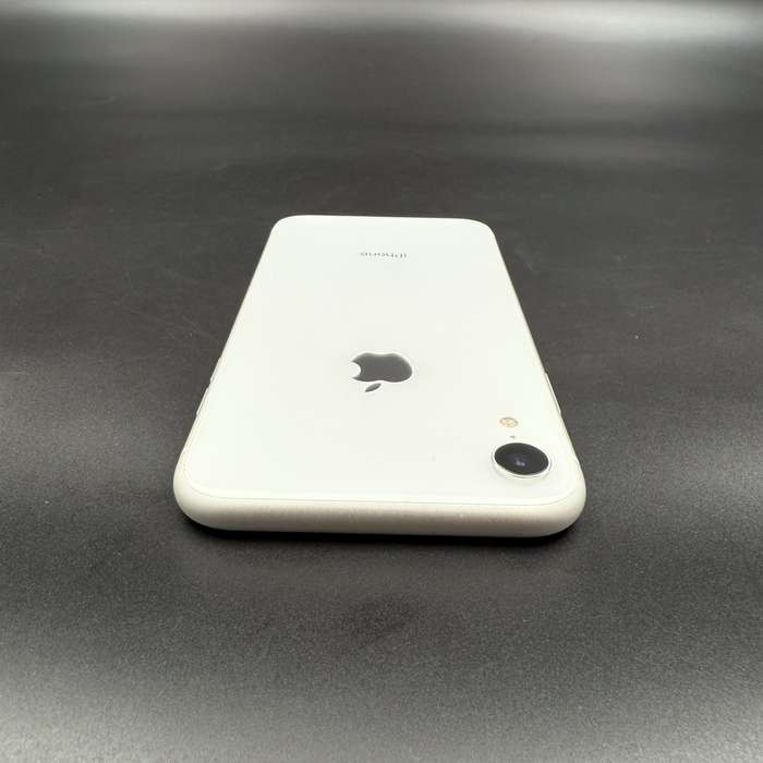 iPhone XR 64GB White