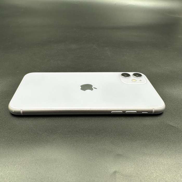 iPhone 11 256GB Purple