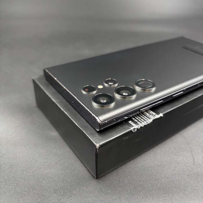 Samsung Galaxy S22 Ultra 256GB Phantom Black