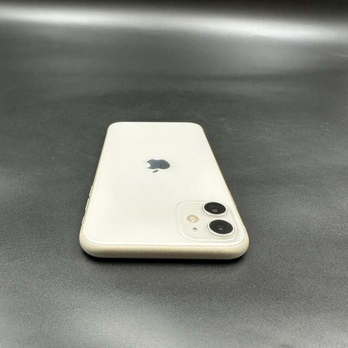 iPhone 11 256GB White