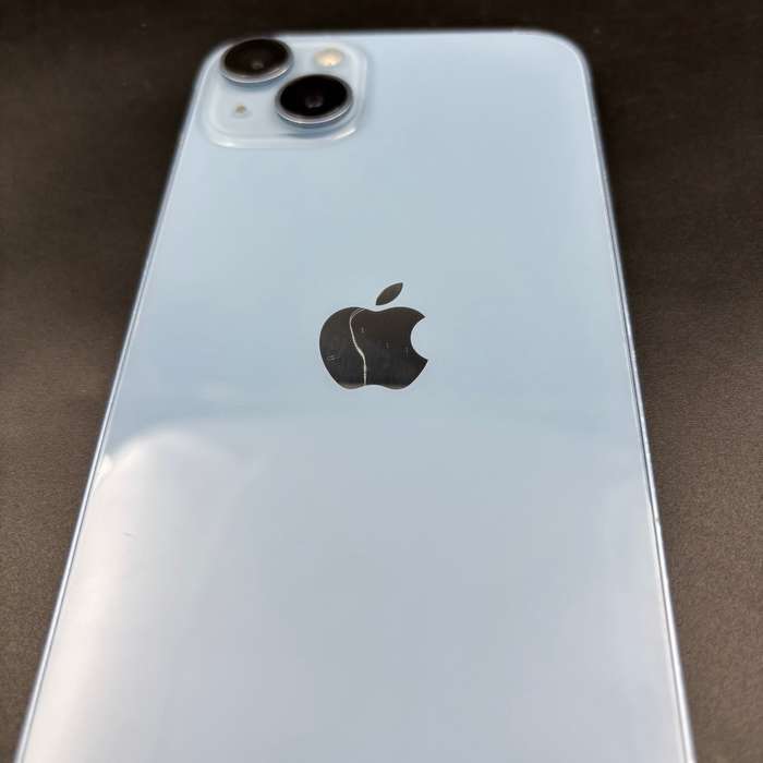 iPhone 14 Plus 128GB Blue (Cracked screen + Cracked Back)