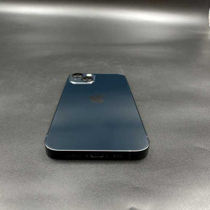 iPhone 13 128GB Midnight