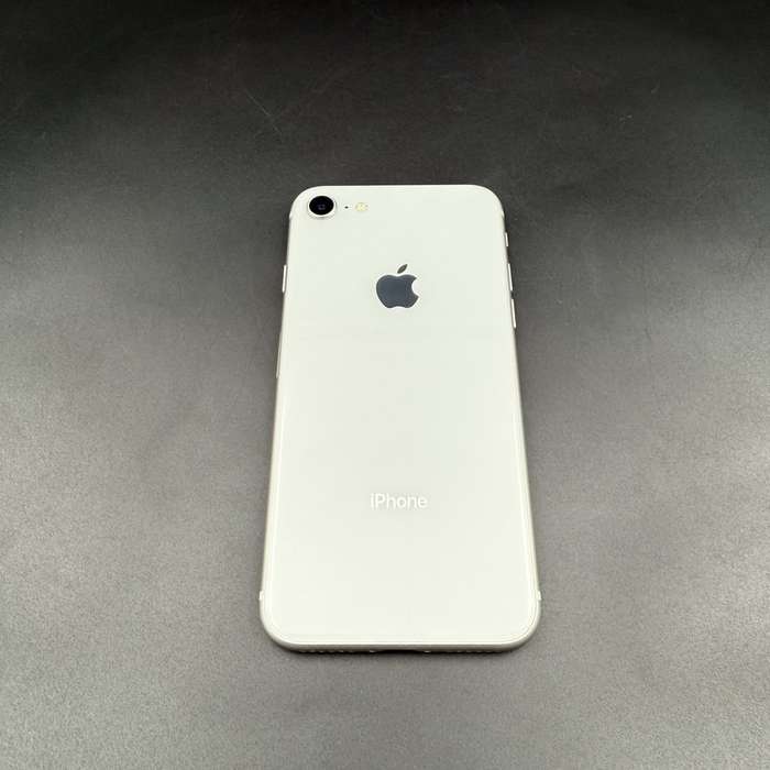 iPhone 8 64GB Silver