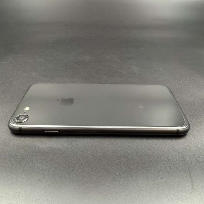 iPhone 8 64GB Space Grey