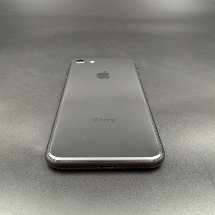 iPhone 8 64GB Space Grey