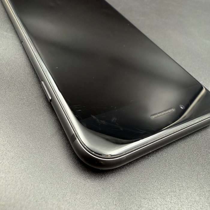 iPhone 8 64GB Space Grey