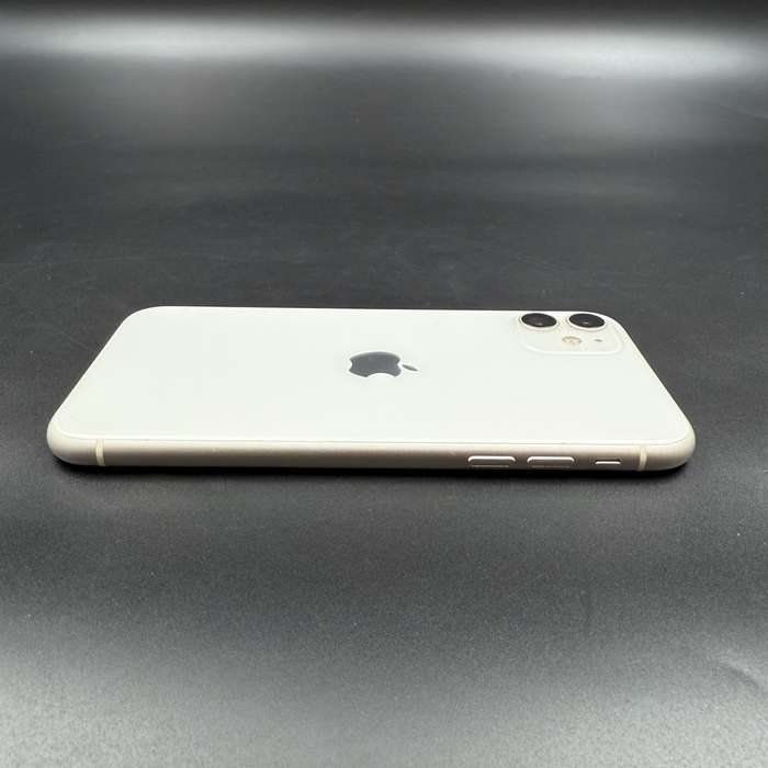 iPhone 11 256GB White