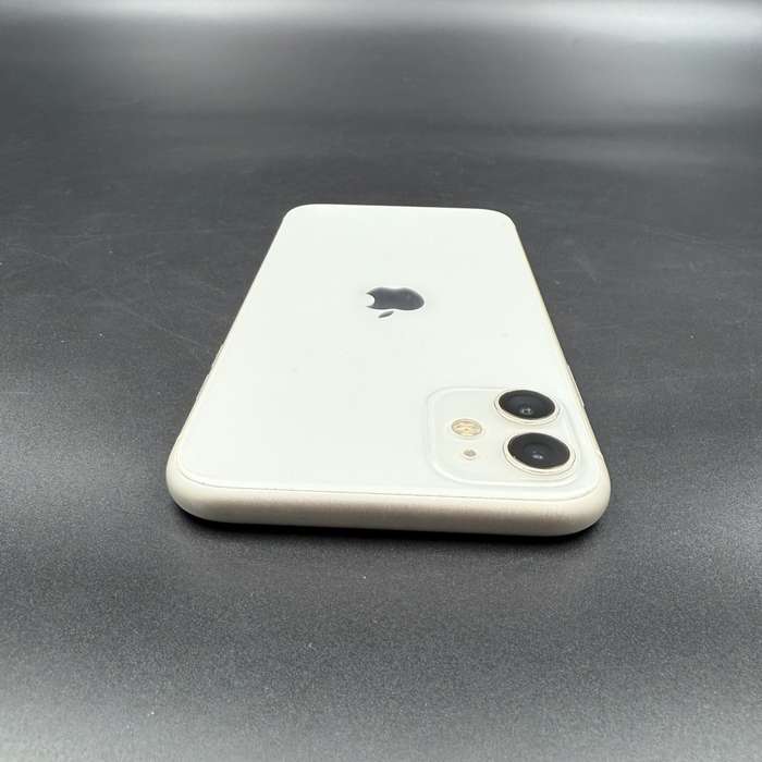 iPhone 11 256GB White
