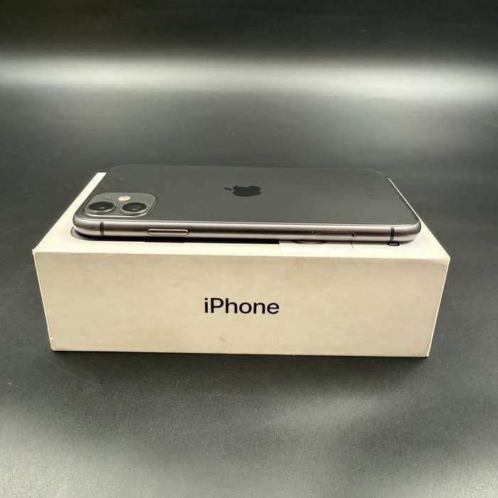 iPhone 11 64GB Black