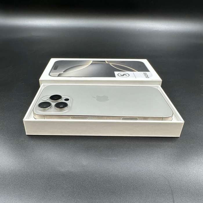 iPhone 16 Pro Max 256GB Natural Titanium