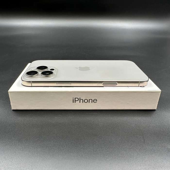 iPhone 16 Pro Max 256GB Natural Titanium