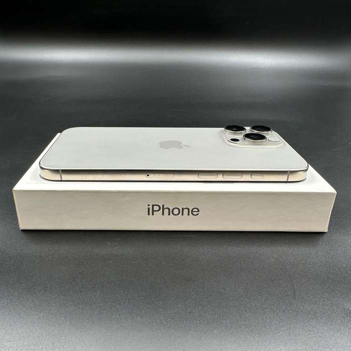 iPhone 16 Pro Max 256GB Natural Titanium