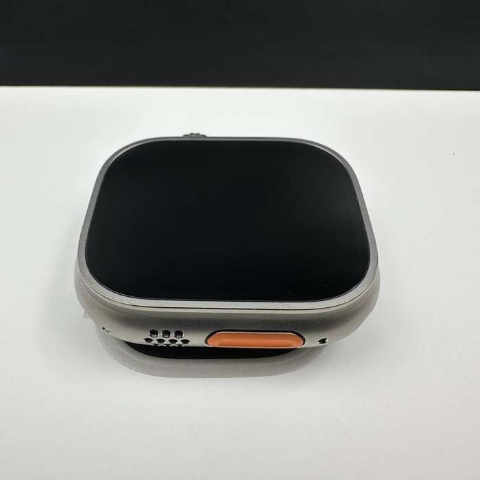 Apple Watch Ultra 2 49MM Natural Titanium Navy Ocean Band